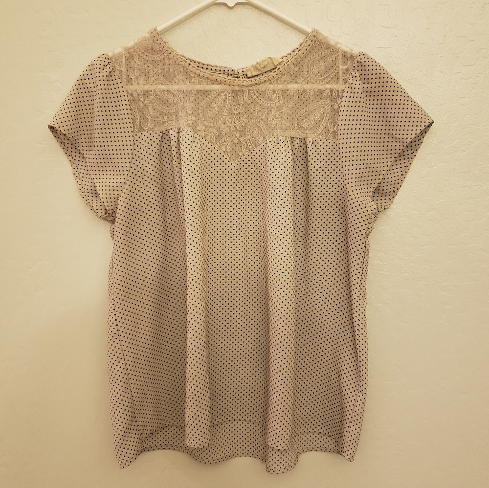 Womens Short sleeve Polka Dot Top With Lace